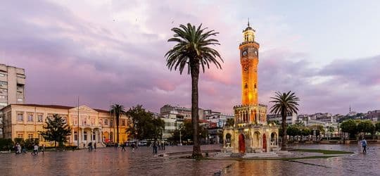 Street Foods of Izmir That Will Leave a Lasting Impression on Your Palate